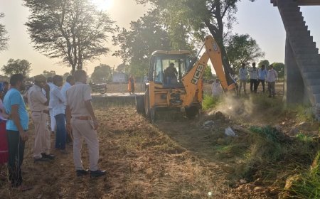 विधायक आपके द्वारा कार्यक्रम में शिकायत मिलने परअतिक्रमण हटवाकर बंद पड़े रास्ते को खुलवाया