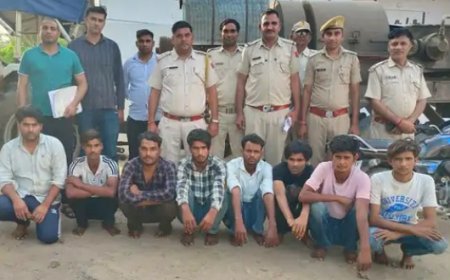 साइबर ठगों के गिरोह का भंडाफोड़: खेतों में छिपकर साइबर ठगी कर रहे 10 आरोपी गिरफ्तार