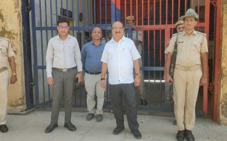 जिला कलक्टर ने किया किशनगढ़ बास जेल एवं नगर पालिका किशनगढ़ बास का निरीक्षण