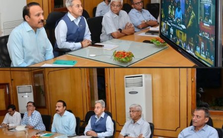 मुख्य सचिव सुधांश पंत ने शासन सचिवालय में प्रदेश की कानून व्यवस्था को लेकर उच्च स्तरीय की ली बैठक