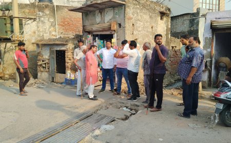 नाले पर आधा अधूरा जाल लगे रहने से लोगों को हो रही है परेशानी