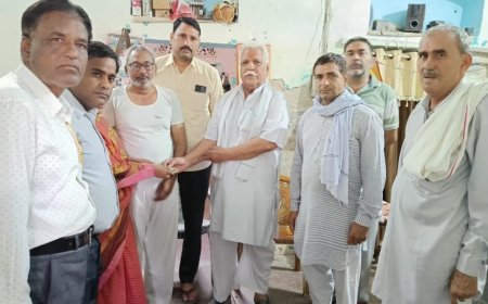 सामाजिक सरोकार - दिवंगत युवक के परिवार को हाथ ना फैलाना पड़े , इसलिए उठाया जिम्मा