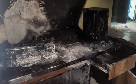 न्याणा प्राथमिक स्वास्थ्य केंद्र में लगी आग: स्टाफ और ग्रामीणों ने मिलकर पाया काबू