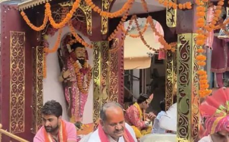 गोविंदगढ़ में आदि गौड़ समाज ने किया पूजन-हवन,  भगवान परशुराम की निकली शोभायात्रा:  551 दीपों से की महाआरती