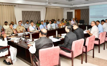 राज्यपाल हरिभाऊ बागड़े का भिवाड़ी दौरा, विभागीय कार्यों की समीक्षा बैठक की अध्यक्षता