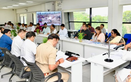 राज्यपाल बागड़े ने ली कोटपूतली-बहरोड़ जिले की विभागीय समीक्षा बैठक: