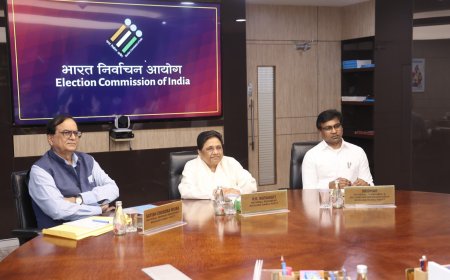 चुनाव आयोग के साथ राजनीतिक दल की बैठक बहुजन समाज पार्टी के साथ चुनाव आयोग की मुलाक़ात