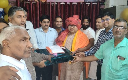 गुरुदेव भास्कर भारद्वाज के जन्मदिवस पर भव्य आयोजन: रुद्राभिषेक, भजन-कीर्तन, वस्त्रदान व गौ सेवा कार्यक्रम संपन्न