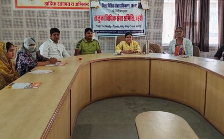 पंचायत समिति बहरोड़ में ई-श्रम कार्ड बनाये और जागरूक किया