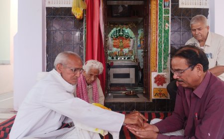 नीमकाथाना नापावाली में 108 कुंडीय श्री राम महायज्ञ की तैयारियां जोरों पर, छापोली में हुआ पोस्टर का विमोचन