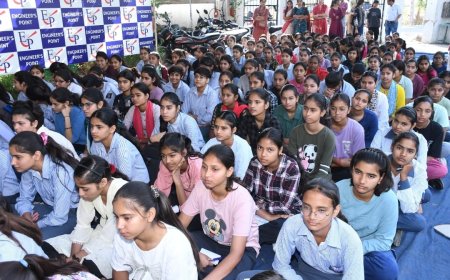 ई.पी. स्कूल में निःशुल्क करियर काउंसलिंग सेमिनार सप्ताह का शुभारंभ