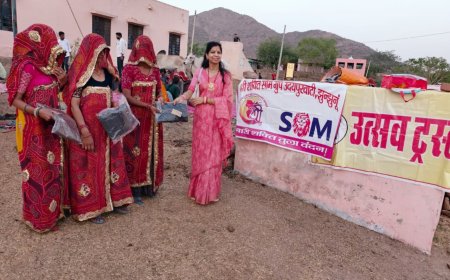 श्री शक्ति सोम ग्रुप फाउंडेशन एवं उत्सव ट्रस्ट के संयुक्त तत्वाधान में किए कपड़े वितरित