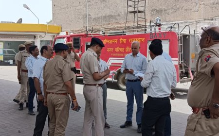 कलेक्टर ने पेट्रोल पंप पर करवाया औचक मॉकड्रिल:6 मिनट में पहुंचे जिला कलेक्टर एवं पुलिस अधीक्षक