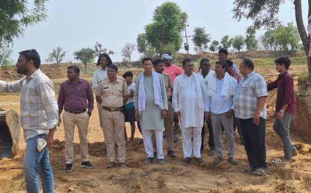 श्मशान घाट और राजकीय विद्यालय के खेल मैदान को कराया गया अतिक्रमण मुक्त