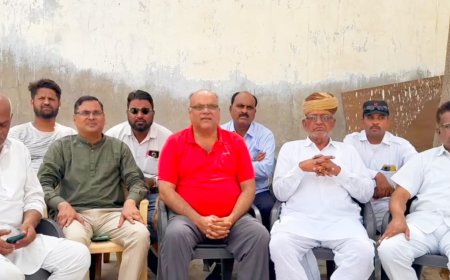मकराना में अघोषित बिजली कटौती और पेयजल संकट को लेकर धरना प्रदर्शन