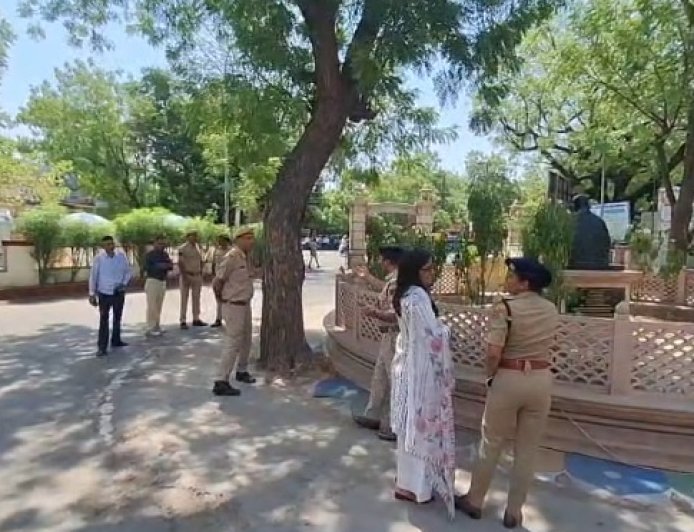 पाली, राजसमंद व कोटा, सीकर व भीलवाड़ा कलेक्ट्रेट को बम से उड़ाने की मिली धमकी