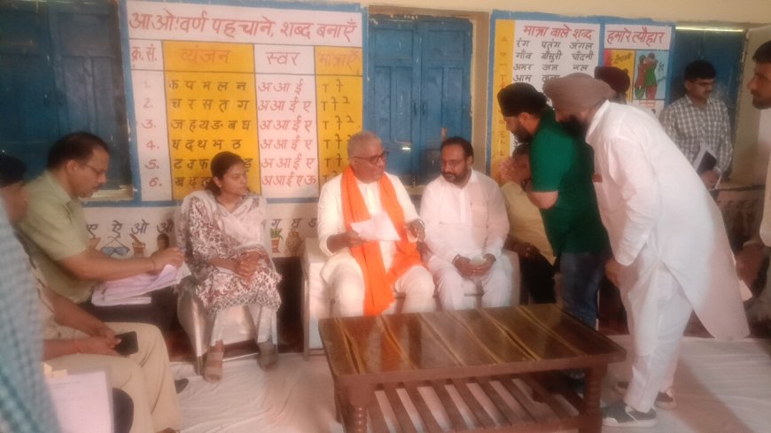 केंद्रीय पर्यावरण एवं वन मंत्री अलवर सांसद ने ललावंडी ग्राम पंचायत में लोगों से सम्पर्क कर उनकी समस्याओं को सुना