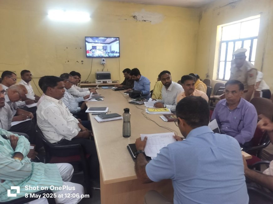 जिला कलक्टर ने किया वैर उपखंड का दौरा, आमजन की समस्याओं पर त्वरित समाधान कर दे राहत-जिला कलक्टर