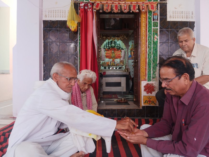 नीमकाथाना नापावाली में 108 कुंडीय श्री राम महायज्ञ की तैयारियां जोरों पर, छापोली में हुआ पोस्टर का विमोचन