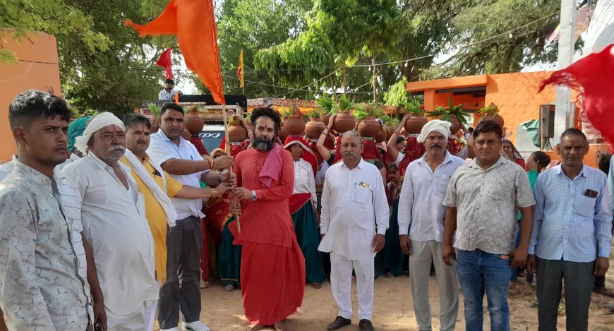 हनुमान जी की मूर्ति की प्राण प्रतिष्ठा की कलश यात्रा के साथ शुरुआत