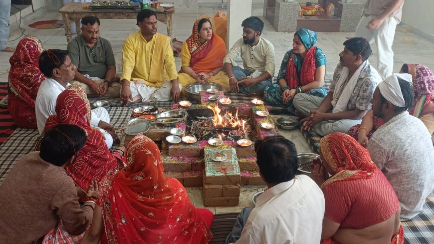 नौगावा सीताराम मंदिर मे मूर्ति प्राण प्रतिष्ठा समारोह का हुआ आयोजन