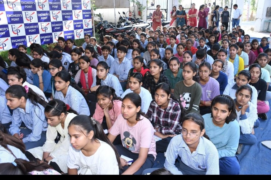 ई.पी. स्कूल में निःशुल्क करियर काउंसलिंग सेमिनार सप्ताह का शुभारंभ
