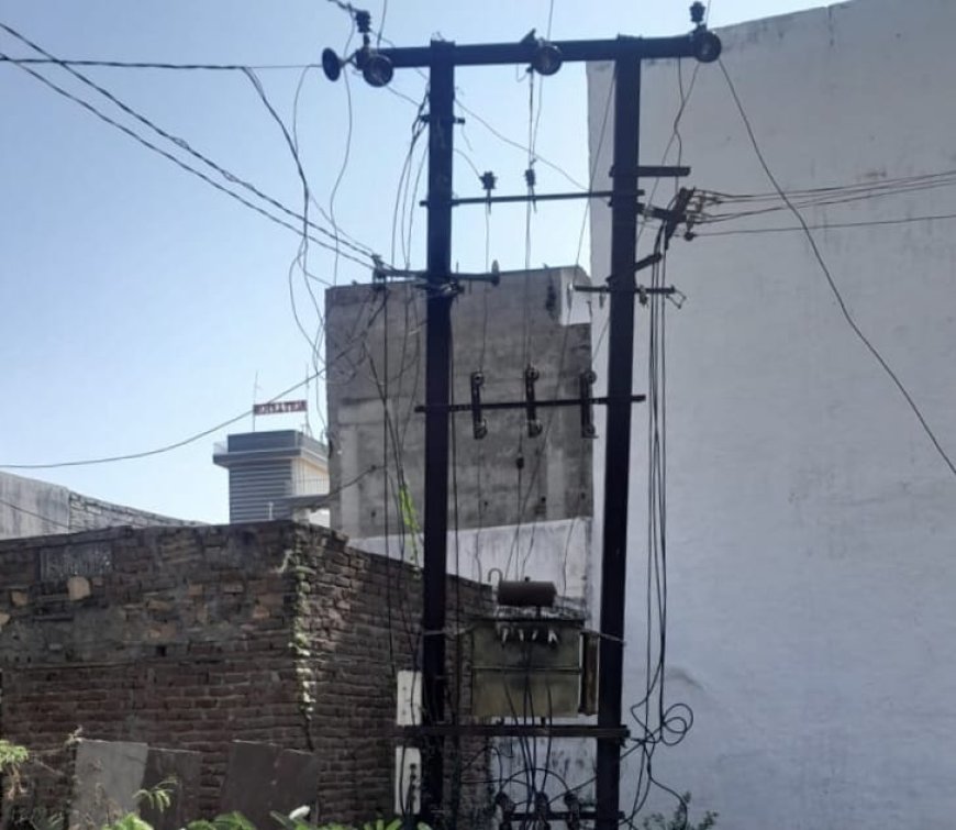 कल शाम चार बजे से बिजली गुल, गर्मी में बेहाल आमजन