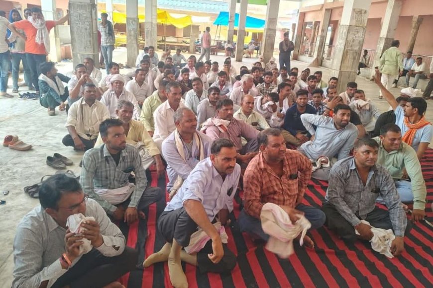 अवैध वसूली एवं ओवरलोडिंग सहित अन्य अनियमितता के विरोध को लेकर रुदावल पत्थर कारोबारीयों की बैठक आयोजित