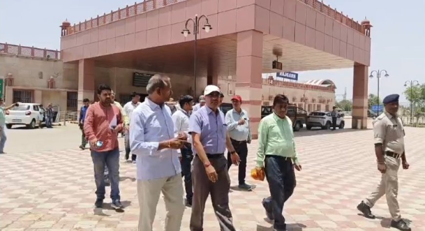 राजगढ़ रेलवे स्टेशन पुर्नविकास के बिंदुओं पर हुई चर्चा