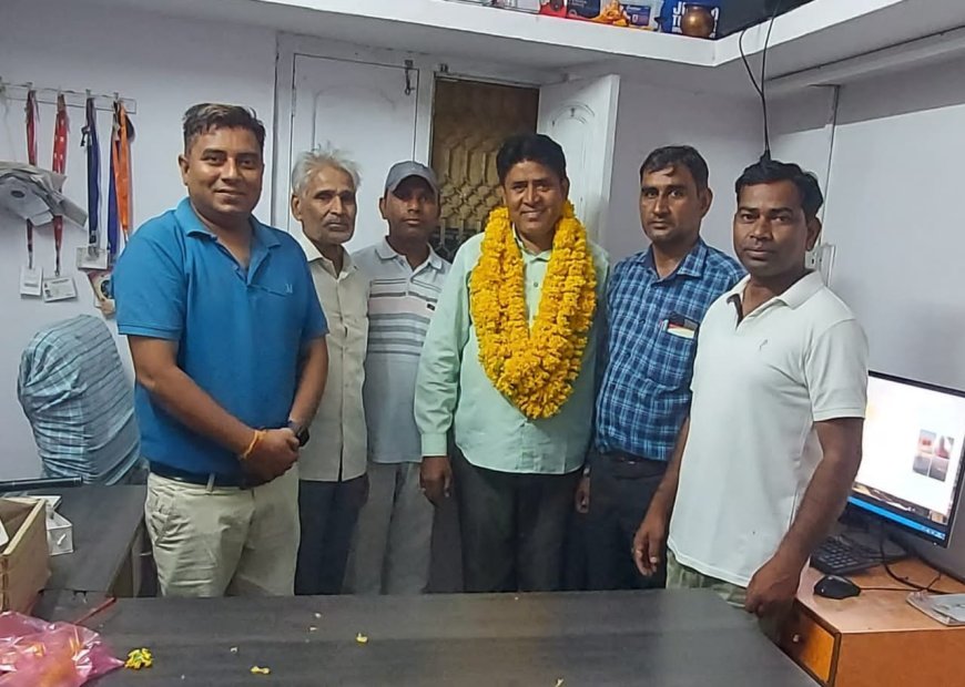 मीडिया क्लब सुमेरपुर के अध्यक्ष बनाने पर समाज बंधुओं ने किया डाबी का स्वागत -सम्मान