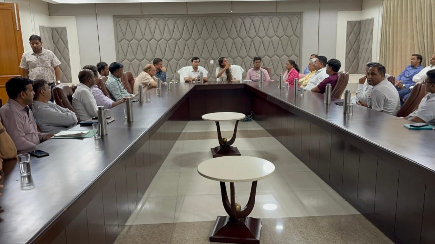 जिले के लिए हुई बजट घोषणाओं का समयबद्ध तरीके से करे क्रियान्वयन : जिला कलेक्टर