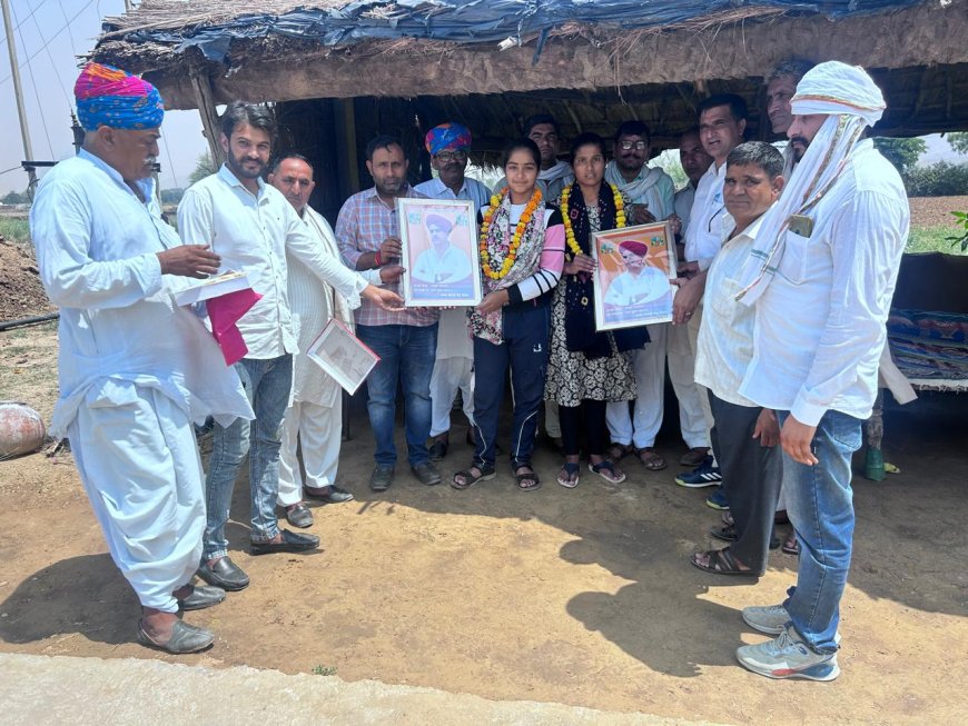 गुर्जर समाज के होनहार विद्यार्थियों 90% प्लस विद्यार्थियों का घर घर जाकर कर्नल किरोड़ी सिंह बैंसला ने बढ़ाया हौसला