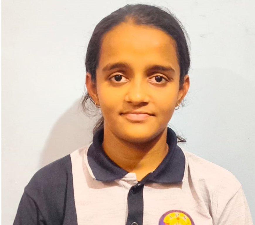 काली पहाड़ी निवासी बेटी कनिष्का शर्मा ने 10वीं बोर्ड मे 93.67 प्रतिशत अंक किए प्राप्त