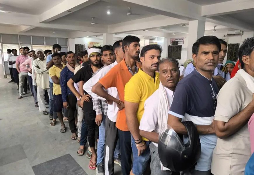 जिला अस्पताल में मौसमी बीमारियों के मरीजों की संख्या बढ़ी