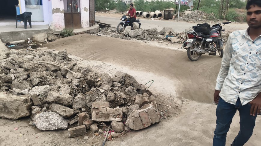 बारिश के पहले नगर पालिका ने कसी कमर, पुलियाओ का हो रहा है निर्माण