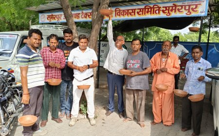 "प्यासे पंछियों को पानी पिलाओ एक परिंदा अवश्य लगाओ" कि तर्ज पर परिंदो के लिए परिंडे लगाए