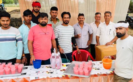 युवाओ ने  पिलाया मिठा जल, कमाया पुण्य