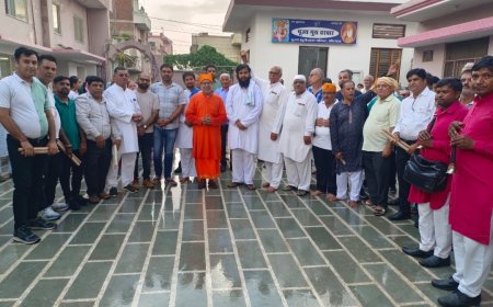 स्वामी जीवनमुक्त महाराज का तीन दिवसीय बरसी उत्सव प्रभातफेरी के साथ शुरू