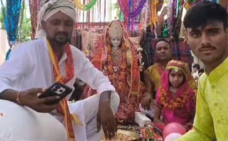 माता पथवारी के जीणोद्वार कर दुर्गा माता की   मूर्ति प्राण प्रतिष्ठा