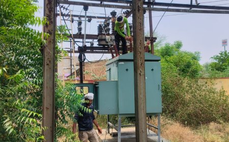 गोविन्दगढ़ : बिजलीघर में 33 kv ब्रेकर मशीन ओवरहीट होने से जली, विधुत आपूर्ति बाधित