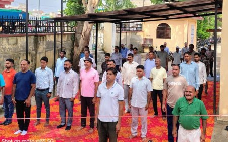 जयपुर विद्युत वितरण निगम खैरथल के कर्मचारियों ने किया योग का पूर्वाभ्यास