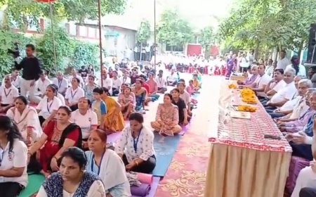 अंतर्राष्ट्रीय योग दिवस पर जिले में आयोजित हुआ भव्य योग शिविर