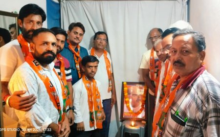 भाजपा कार्यकर्ताओ ने मनाई डॉ श्यामा प्रसाद मुख़र्जी की पुण्यतिथि