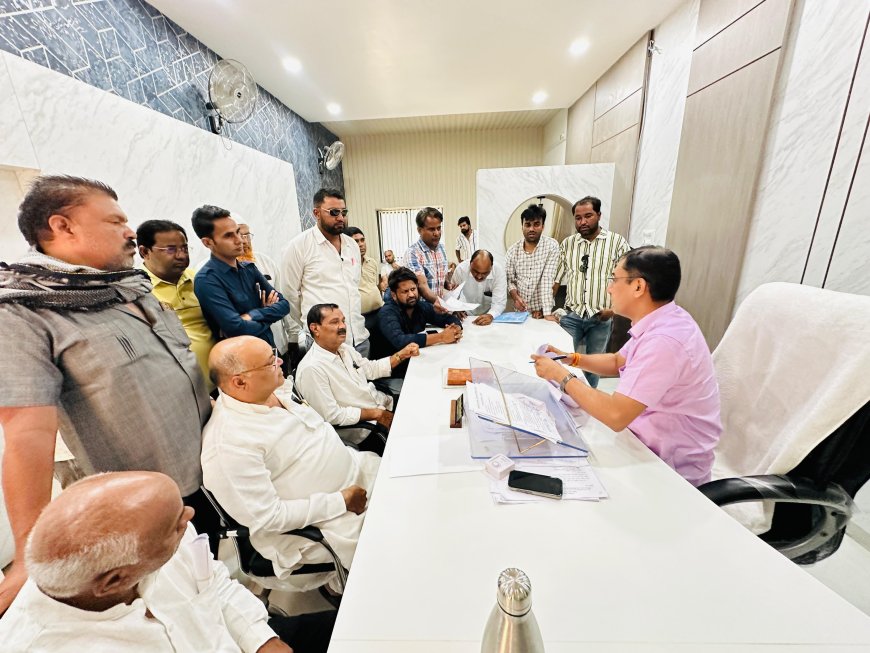 नगर परिषद मकराना में परिसीमन व विकास कार्यों को लेकर विधायक पहुंचे नगर परिषद