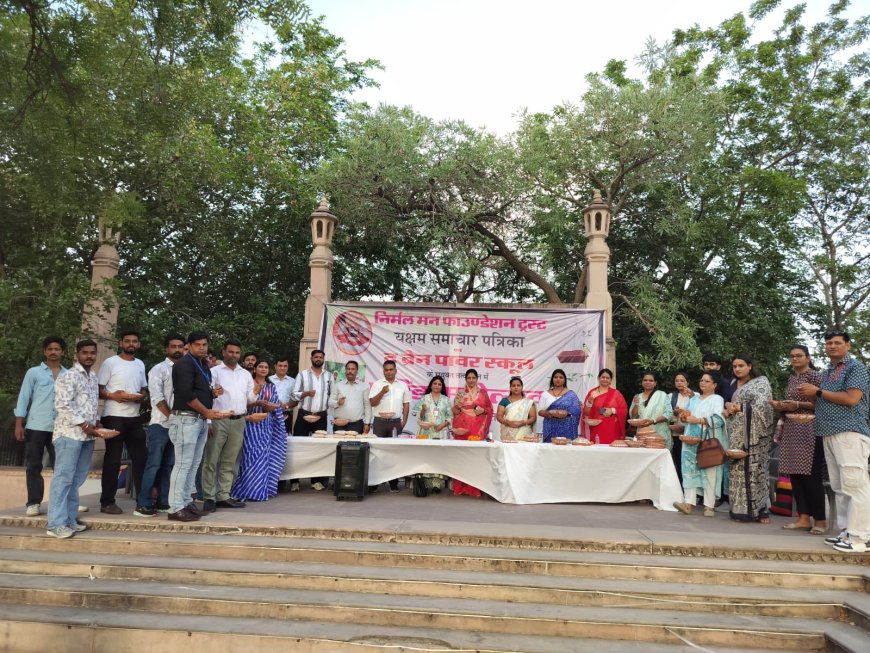 पक्षियों के लिए 101 परिंडा ओर दाना किया निशुल्क वितरण