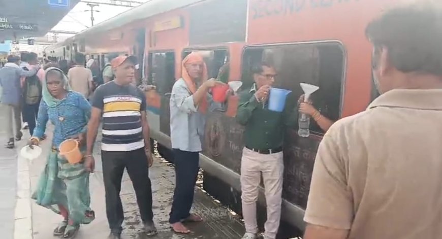 पिछले 17 वर्षों से रेल यात्रियों की प्यास बुझा रहा है सेठ ताऊ भौरेलाल जैन