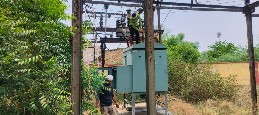 गोविन्दगढ़ : बिजलीघर में 33 kv ब्रेकर मशीन ओवरहीट होने से जली, विधुत आपूर्ति बाधित