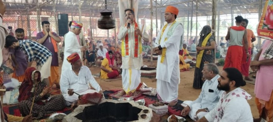 पीला जोहड़ा धाम में श्रीराम महायज्ञ बना आस्था का महाकुंभ :15 लाख 25 हजार 616 आहुतियों के साथ गूंजा वैदिक स्वर