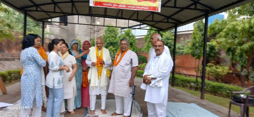 डॉक्टर कॉलोनी पार्क में  मनाया  योग दिवस