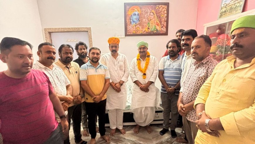 किसान नेता पुरणसिंह किसान मजदूर संगठन के विस्तार को लेकर पहुँचे सिरोही